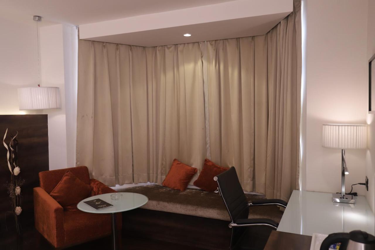 Hotel 5 Flowers Ananta Elite Kota  Eksteriør bilde