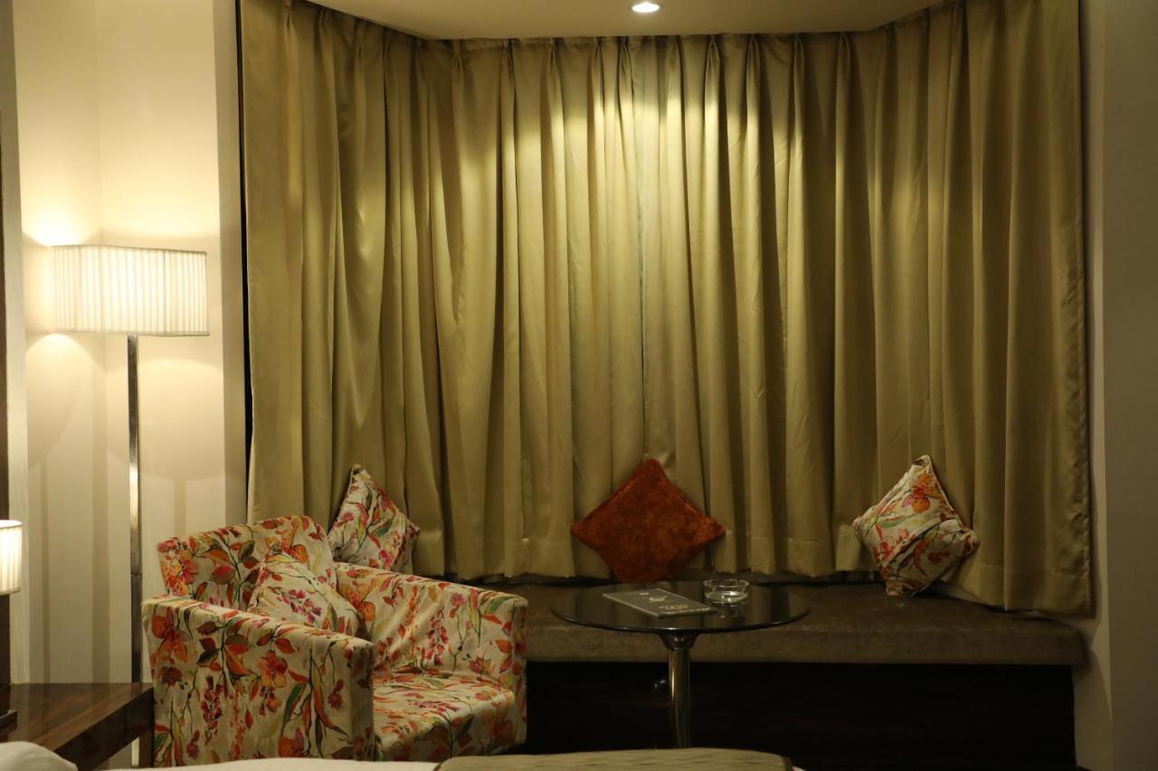 Hotel 5 Flowers Ananta Elite Kota  Eksteriør bilde